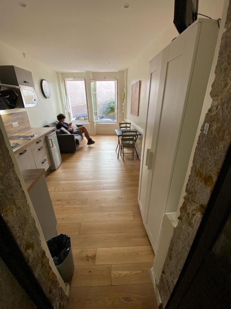 Lyon Standing Historic City Apartment Exterior foto